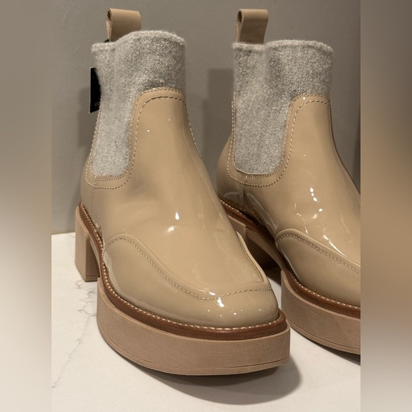 Dolce Vita Tan and Cream Ankle Boots - Picture 10 of 10